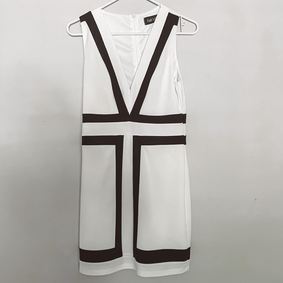 Fabrik white v-neck semi formal dress - Picture 1 of 5